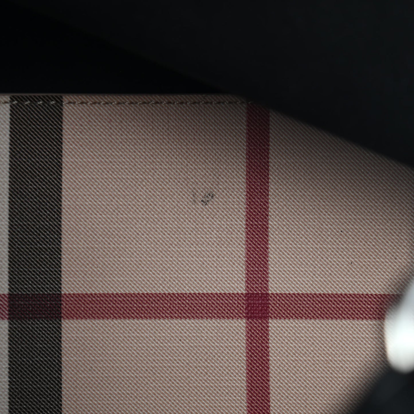 Nova Check Hobo Black