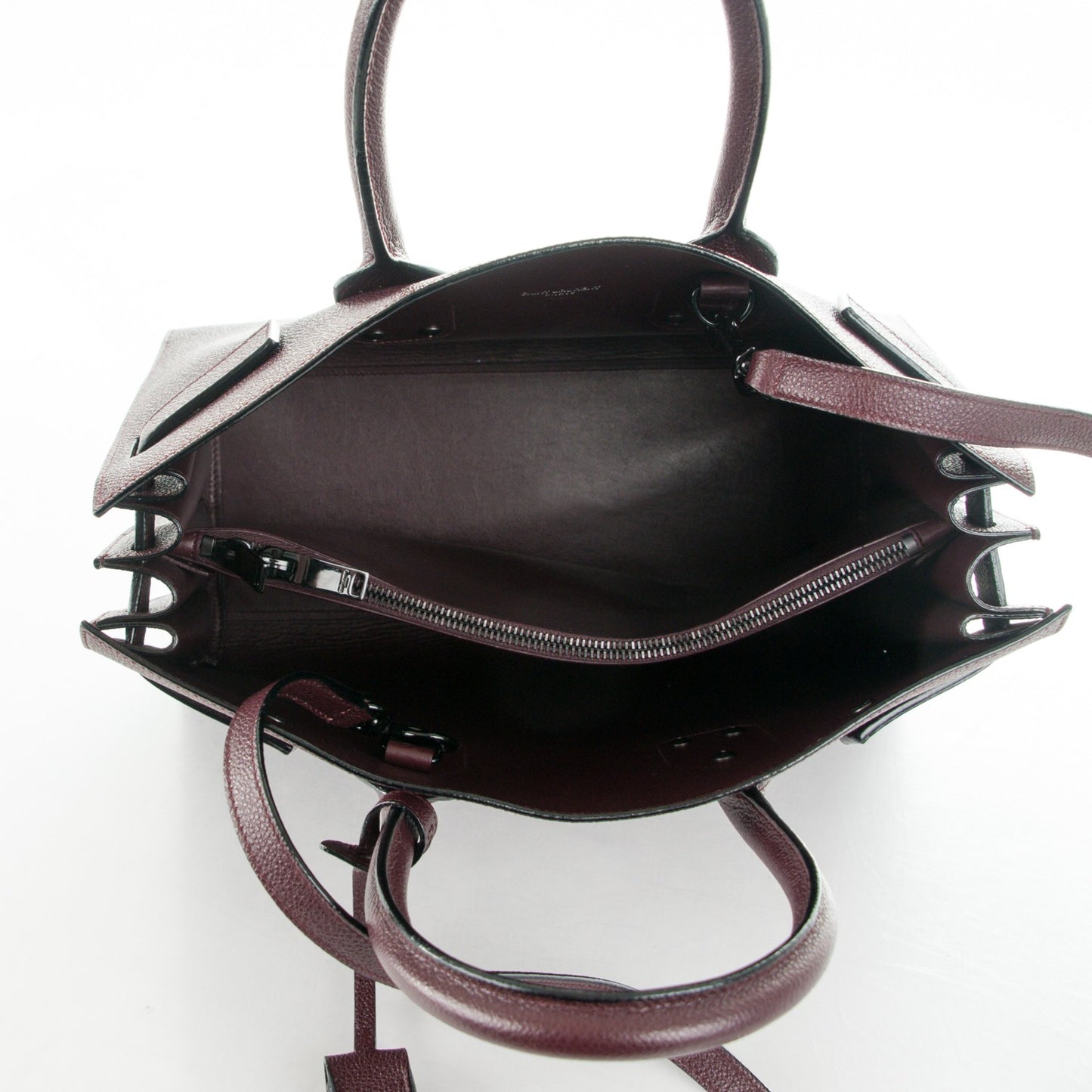 Grained Calfskin Small Classic Sac De Jour Armaranto