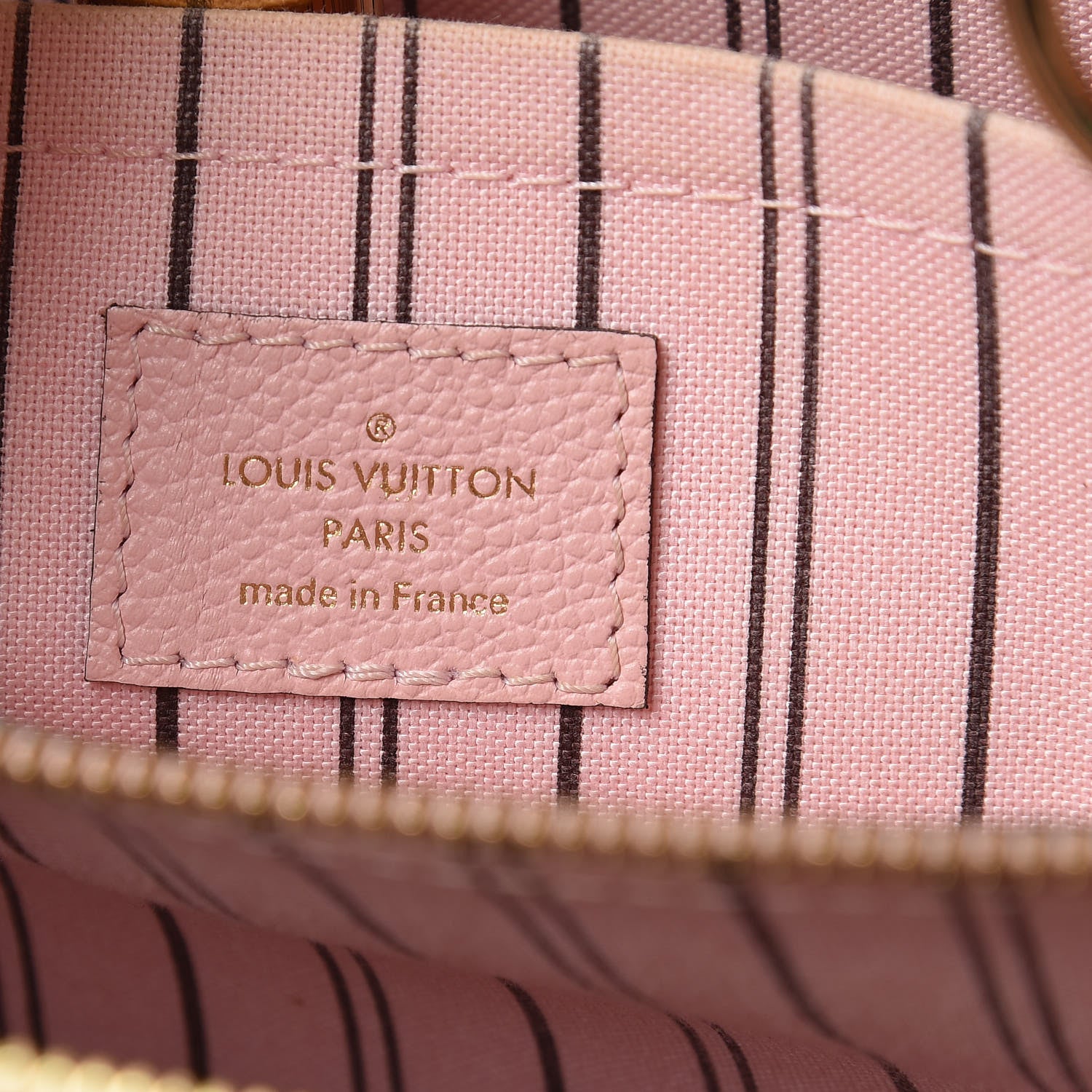 Louis Vuitton Empreinte Montaigne MM Rose Ballerine 7 of 18