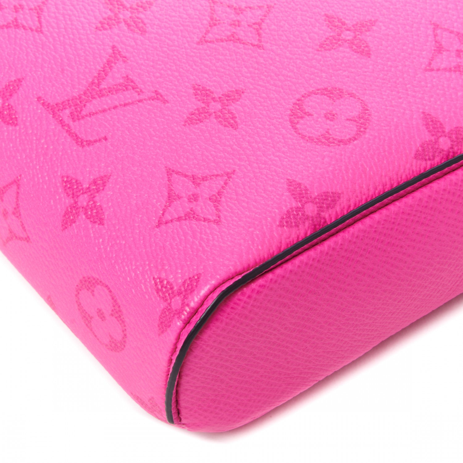 Louis Vuitton Taigarama Outdoor Slingbag Fuchsia 4 of 8