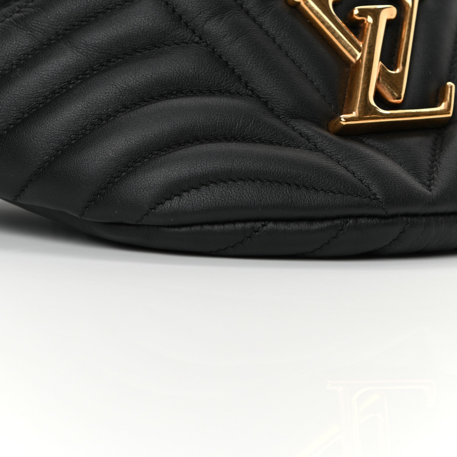 Louis Vuitton Calfskin Quilted New Wave Bumbag Black 8 of 11