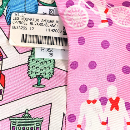 Hermes Silk Les Nouveaux Amoureux de Paris Twilly Rose Buvard White Vert 4 of 4