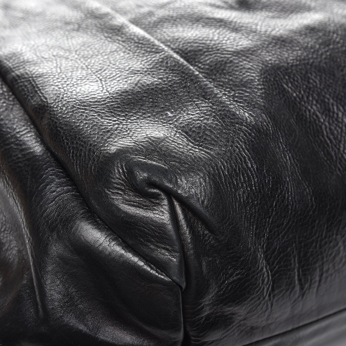Soft Calf Pleated Shoulder Bag Nero Black