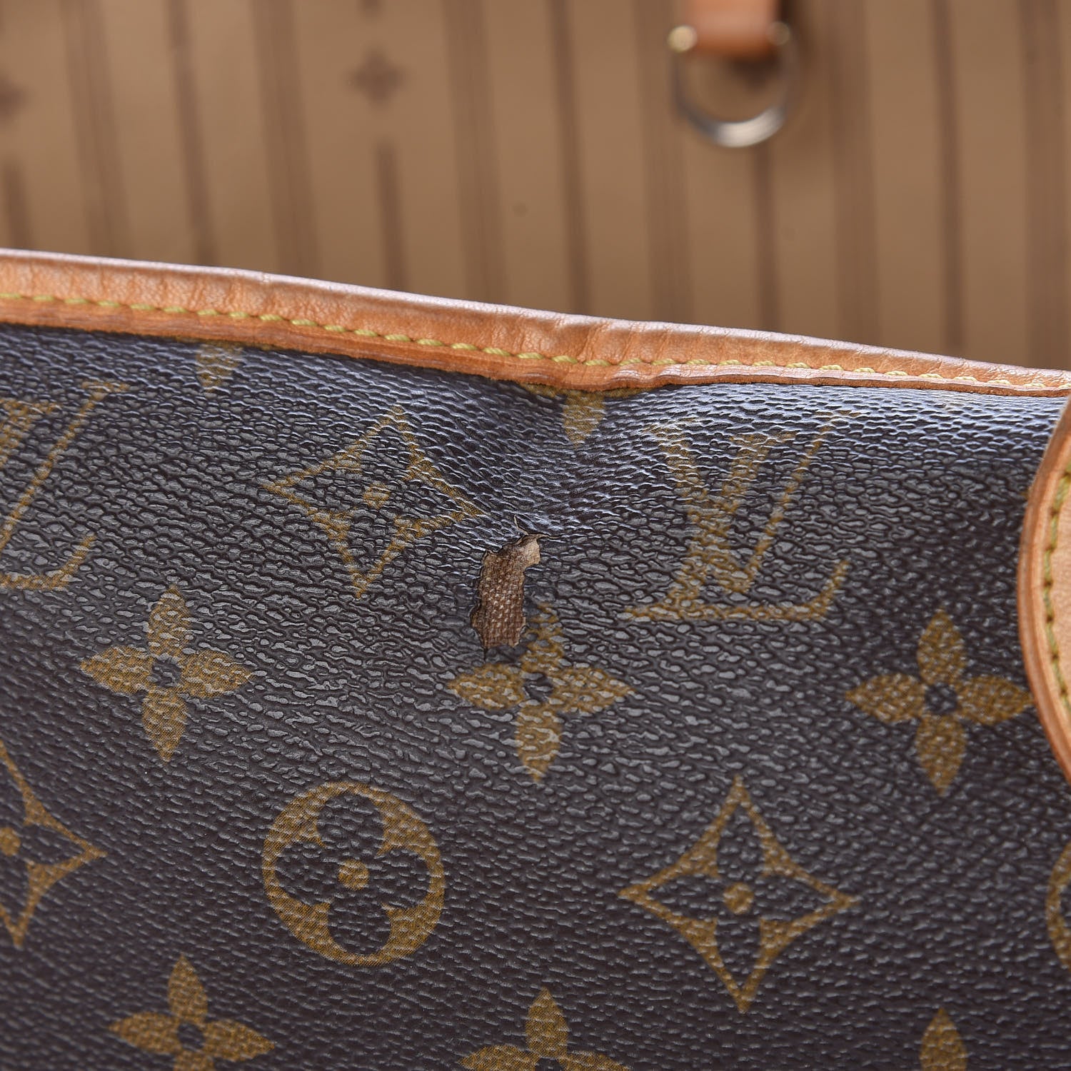 Louis Vuitton Monogram Neverfull MM 8 of 17