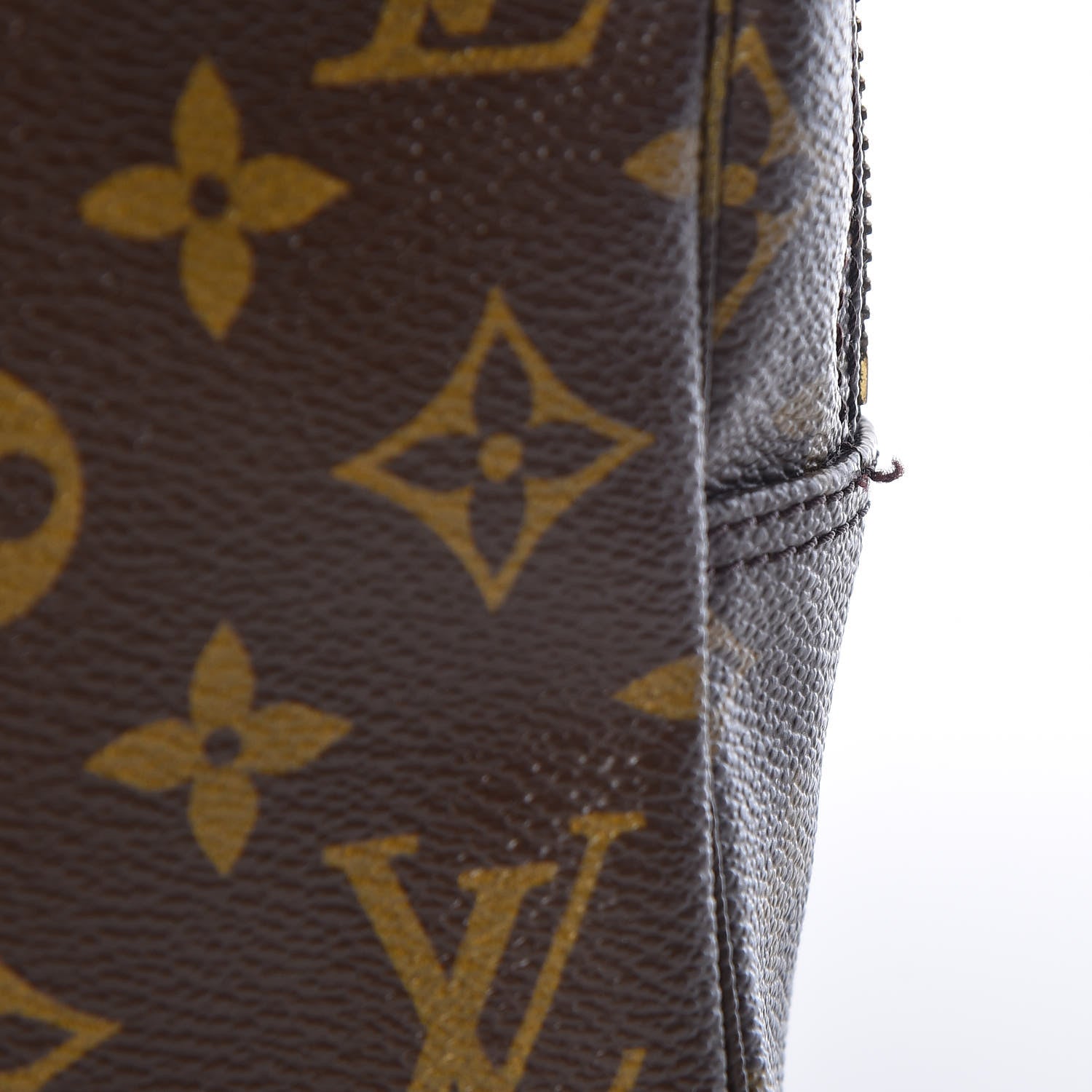 Louis Vuitton Monogram Trousse Toilette 28 11 of 11