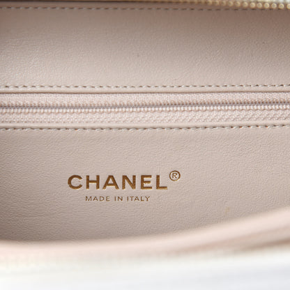 Chanel Caviar Quilted Medium CC Filigree Vanity Case White 9 of 11
