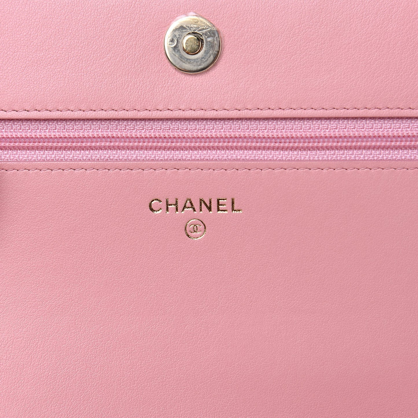 Caviar Quilted Boy Wallet On Chain WOC Light Pink