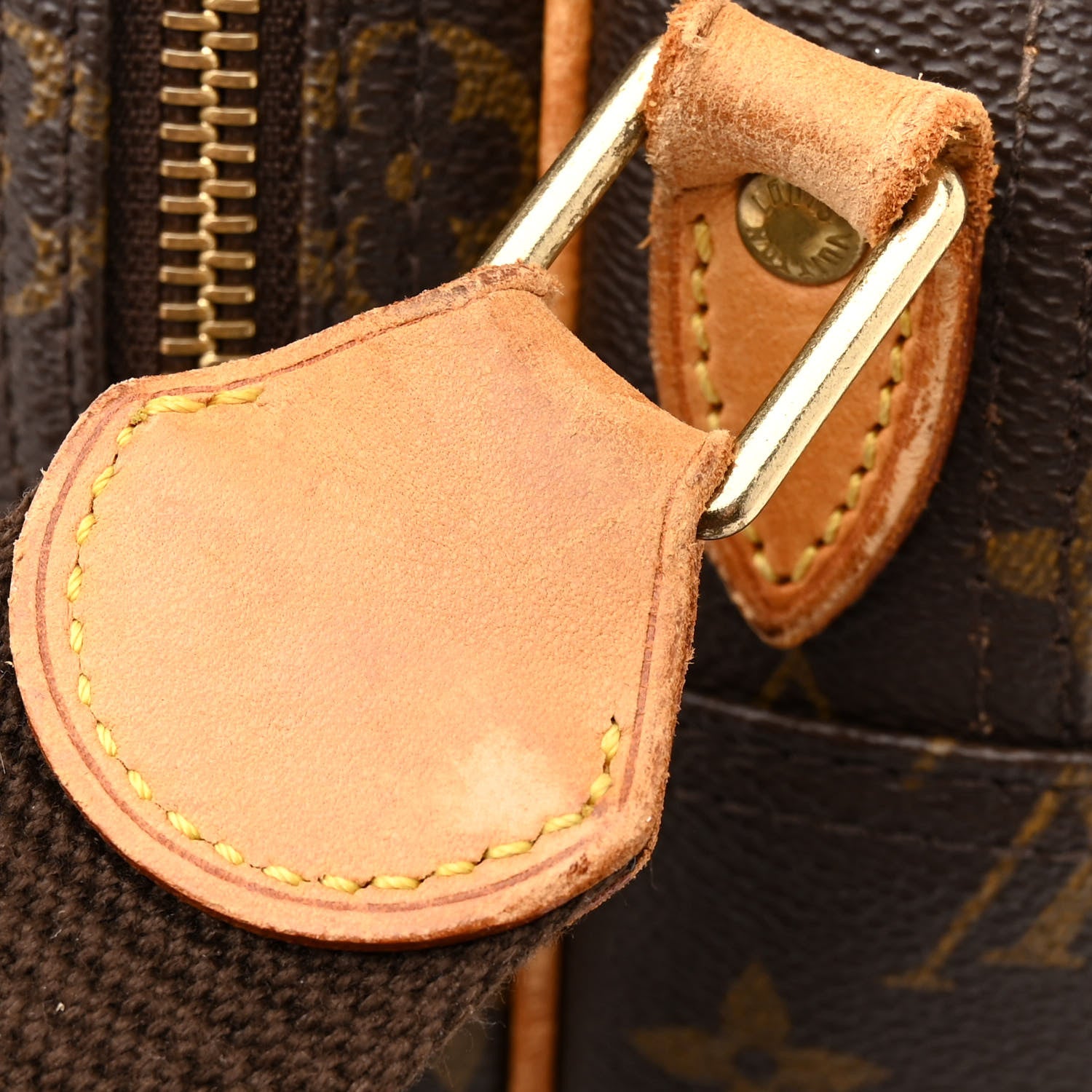 Louis Vuitton Monogram Reporter PM 14 of 18