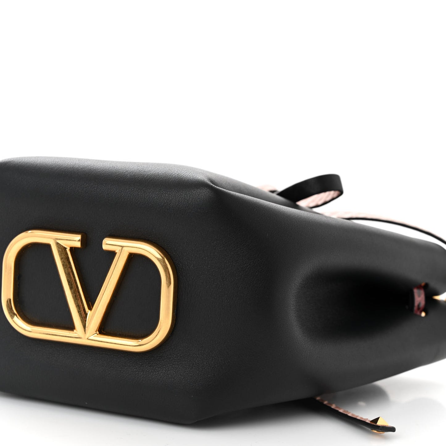 Vitello Ayers VLogo Bucket Bag Black