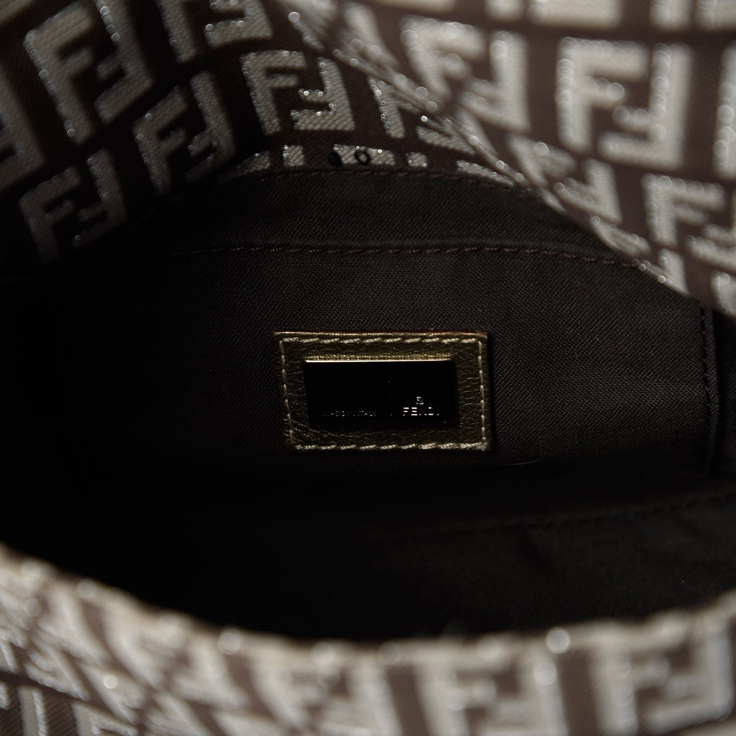 Fendi Zucchino Vachetta Mini Mama Baguette Caffe Argilla Canna di Fucile 8 of 10