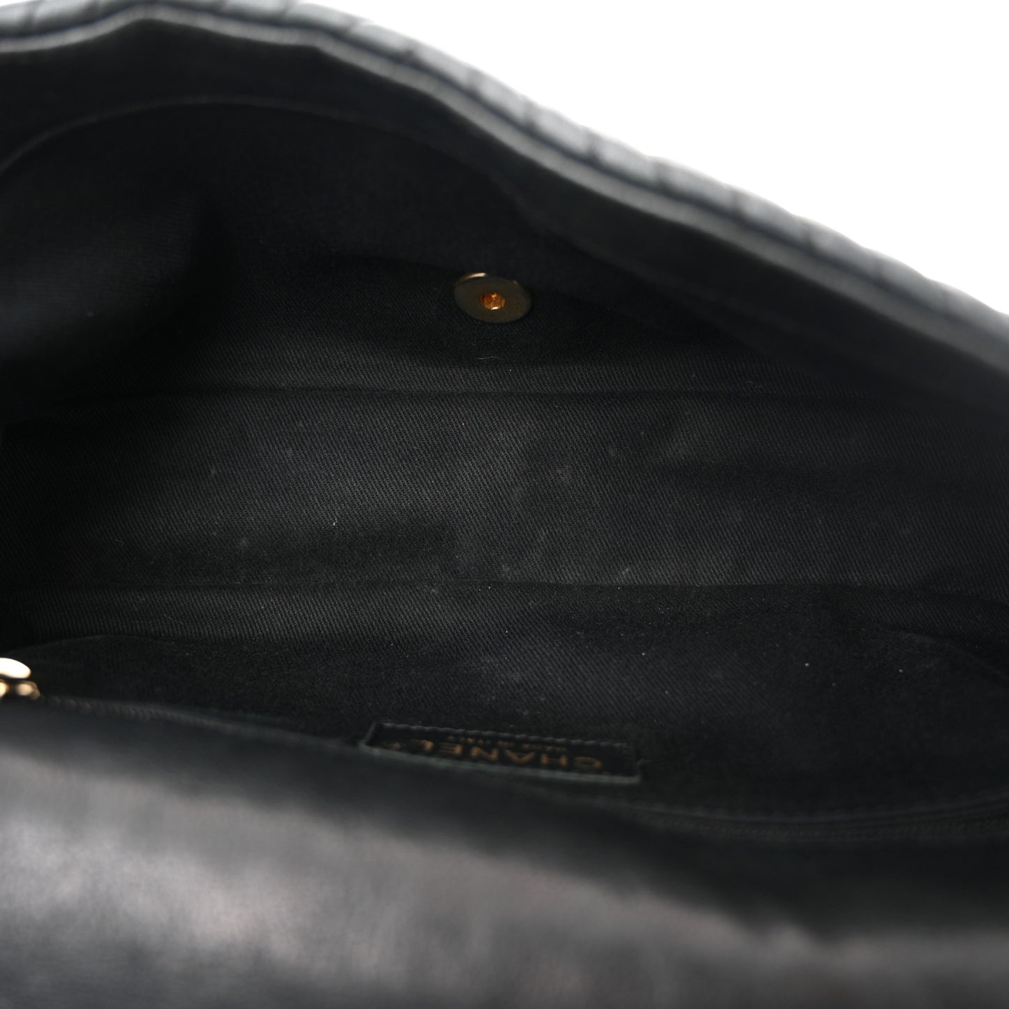 Calfskin Chevron Quilted Medium Surpique Flap Black
