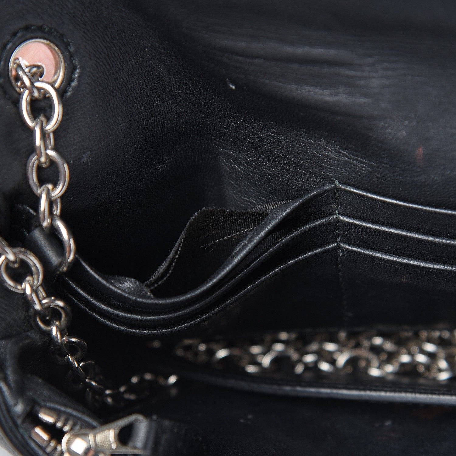 Balenciaga Pebbled Calfskin Everyday Chain Wallet Black 13 of 13