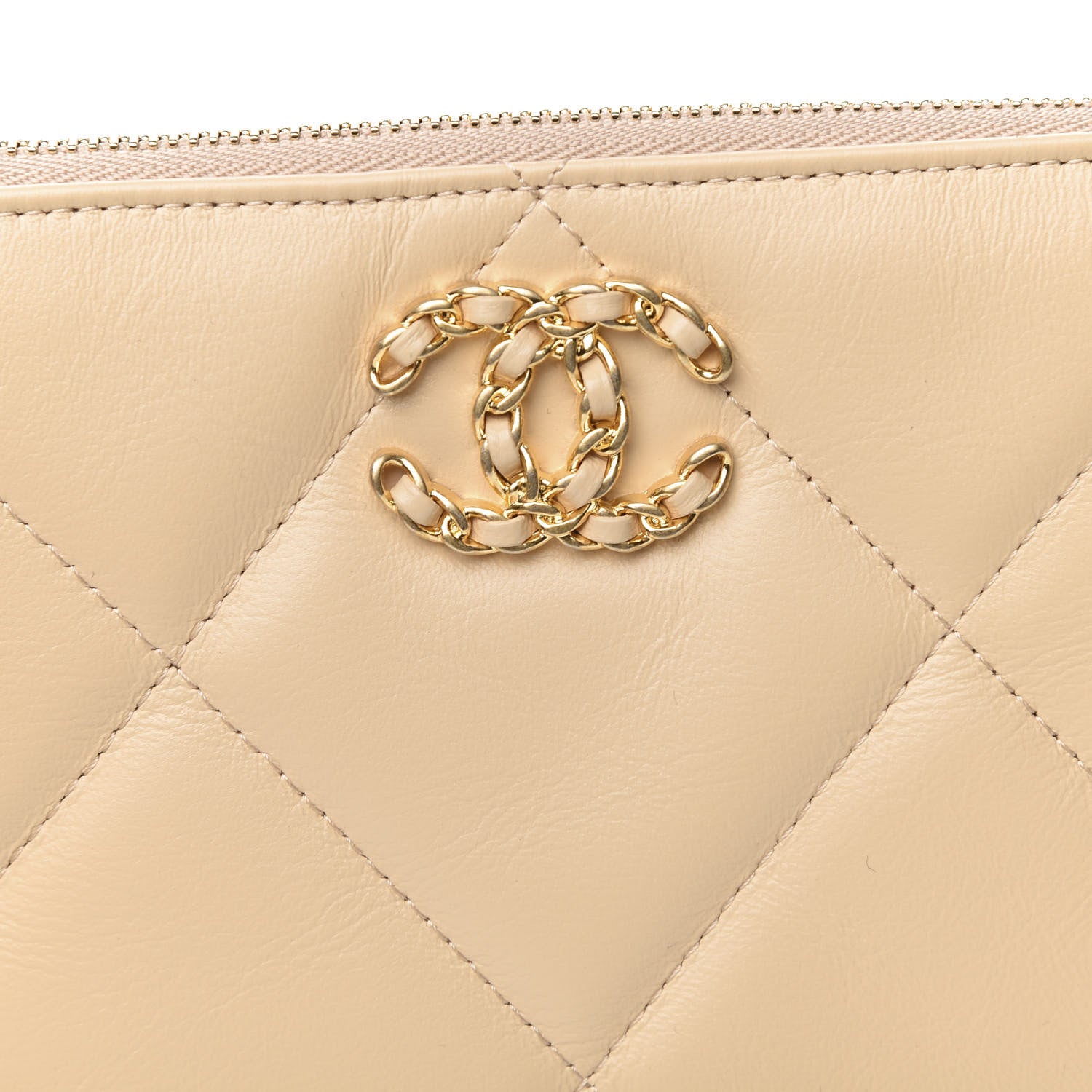 Chanel Shiny Goatskin Quilted 19 Small Pouch With Handle Beige 10 of 11