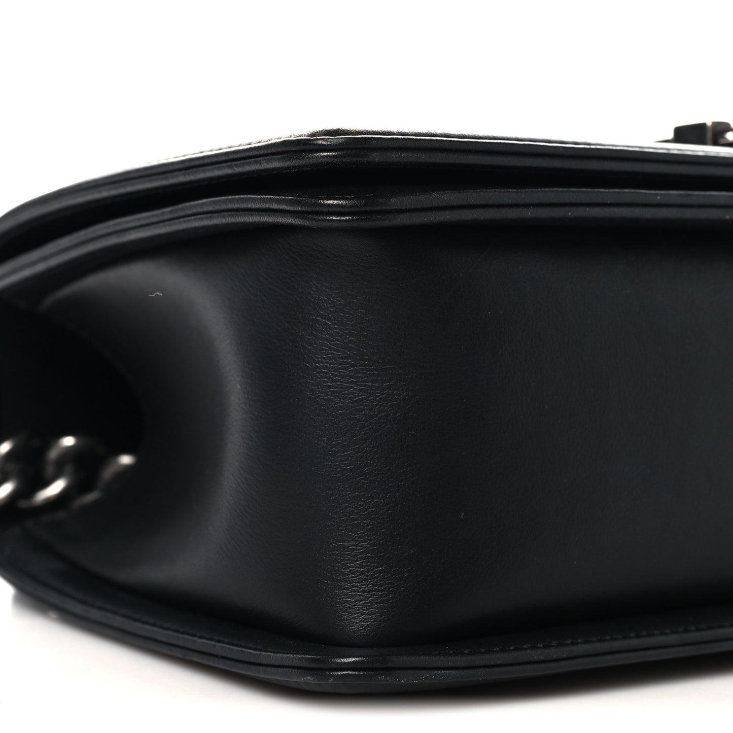 Lambskin Quilted Medium Boy Flap Black
