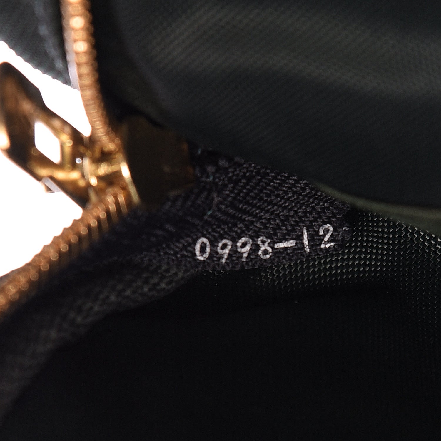 Louis Vuitton Nylon Calfskin 5 Hanger Garment Carrier Epicea 9 of 24