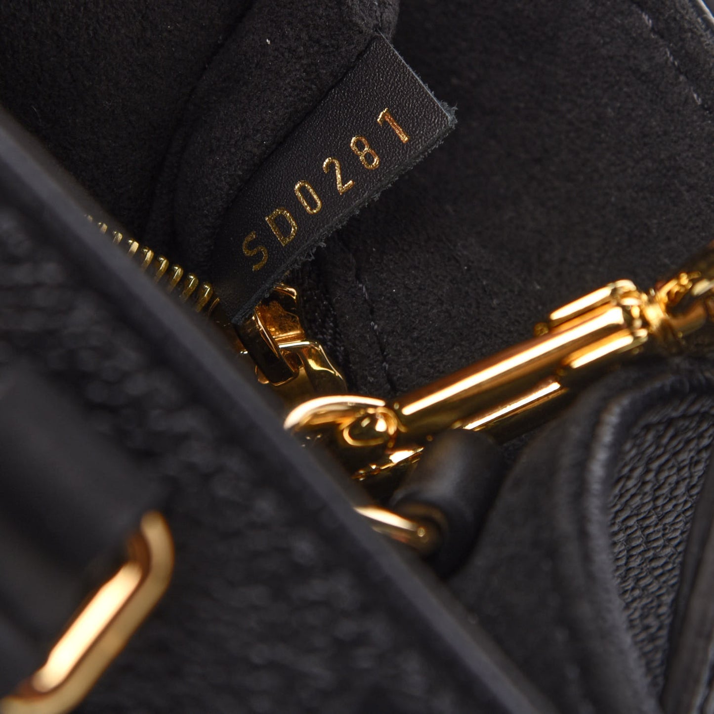 Empreinte Monogram Giant Onthego PM Black