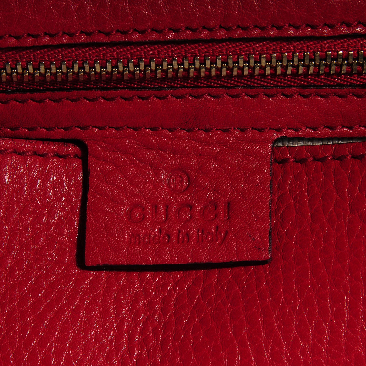 Gucci Pebbled Calfskin Medium Soho Clutch Red 6 of 9