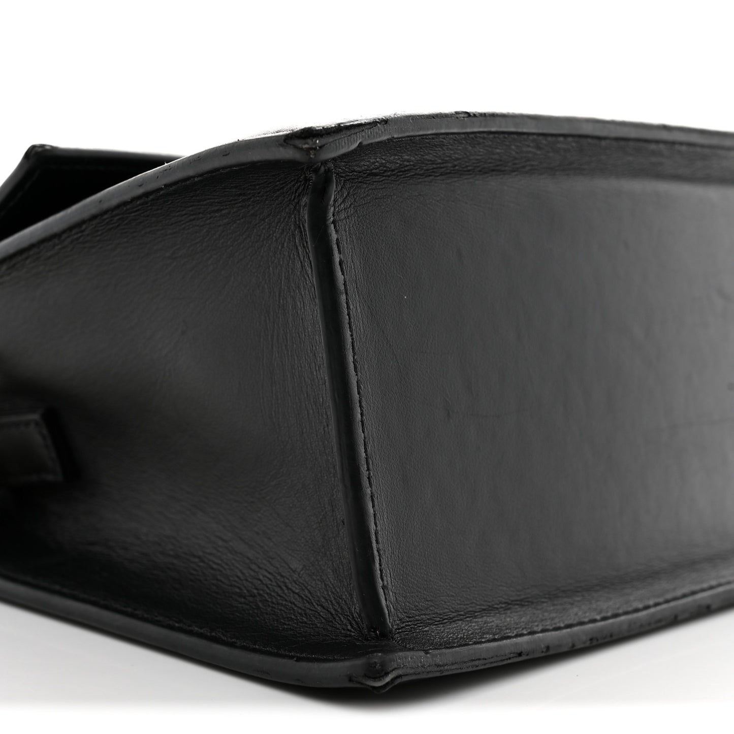 Smooth Calfskin Le Grand Chiquito Black