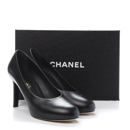 Chanel Lambskin CC Pumps 40.5 Black 13 of 13