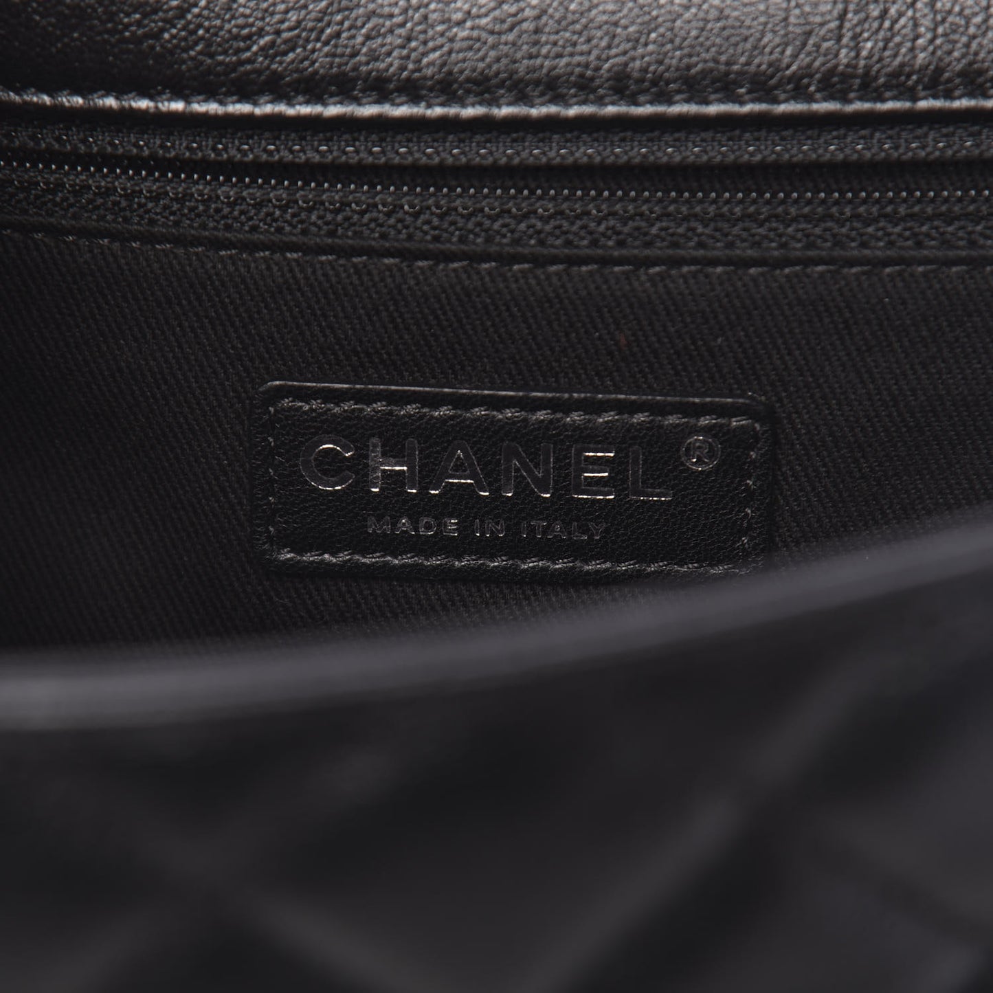 Goatskin Quilted Medium City Rock Flap Black