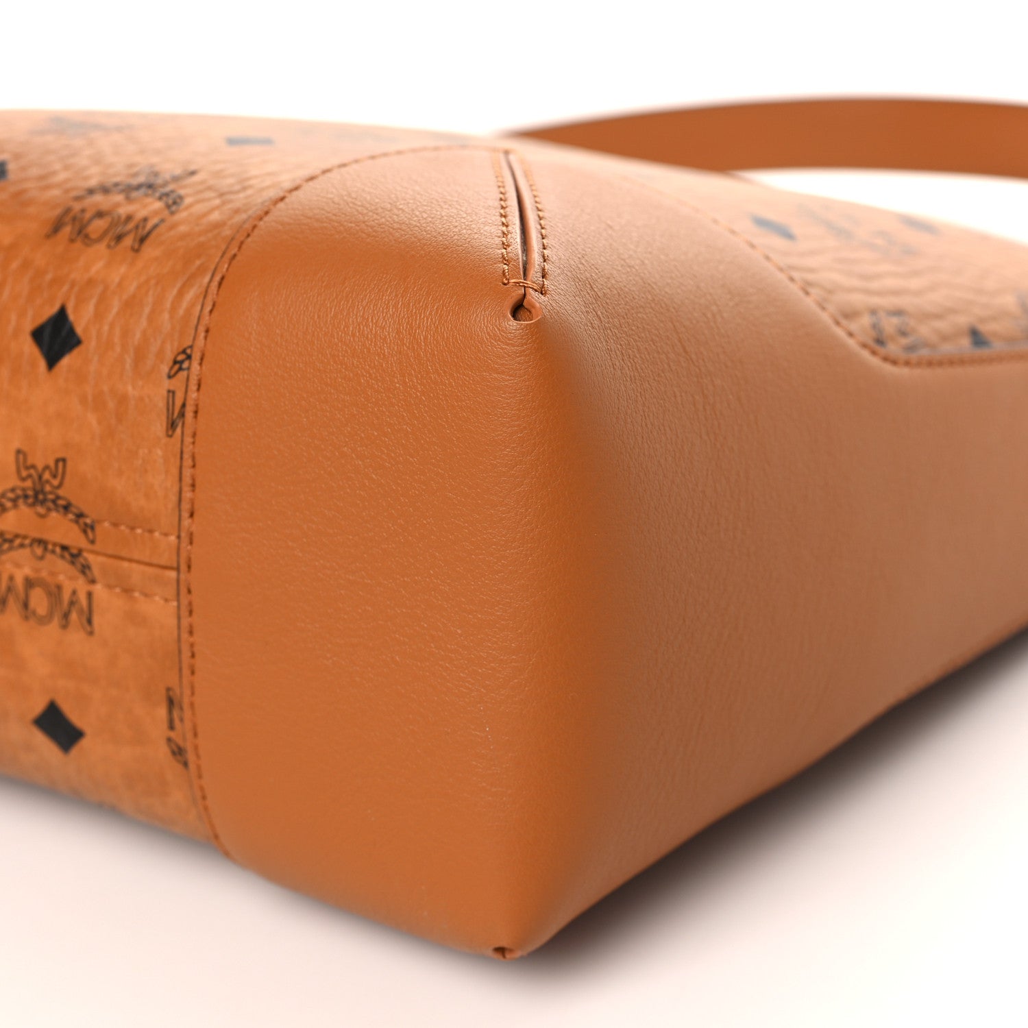 MCM Visetos Medium Klara Hobo Cognac 8 of 8