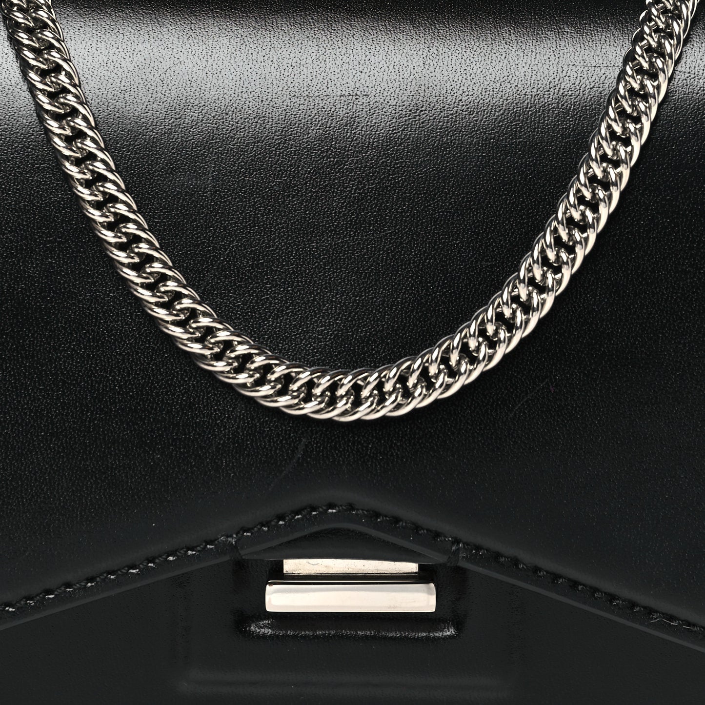 Calfskin Bow Cut Chain Wallet Black