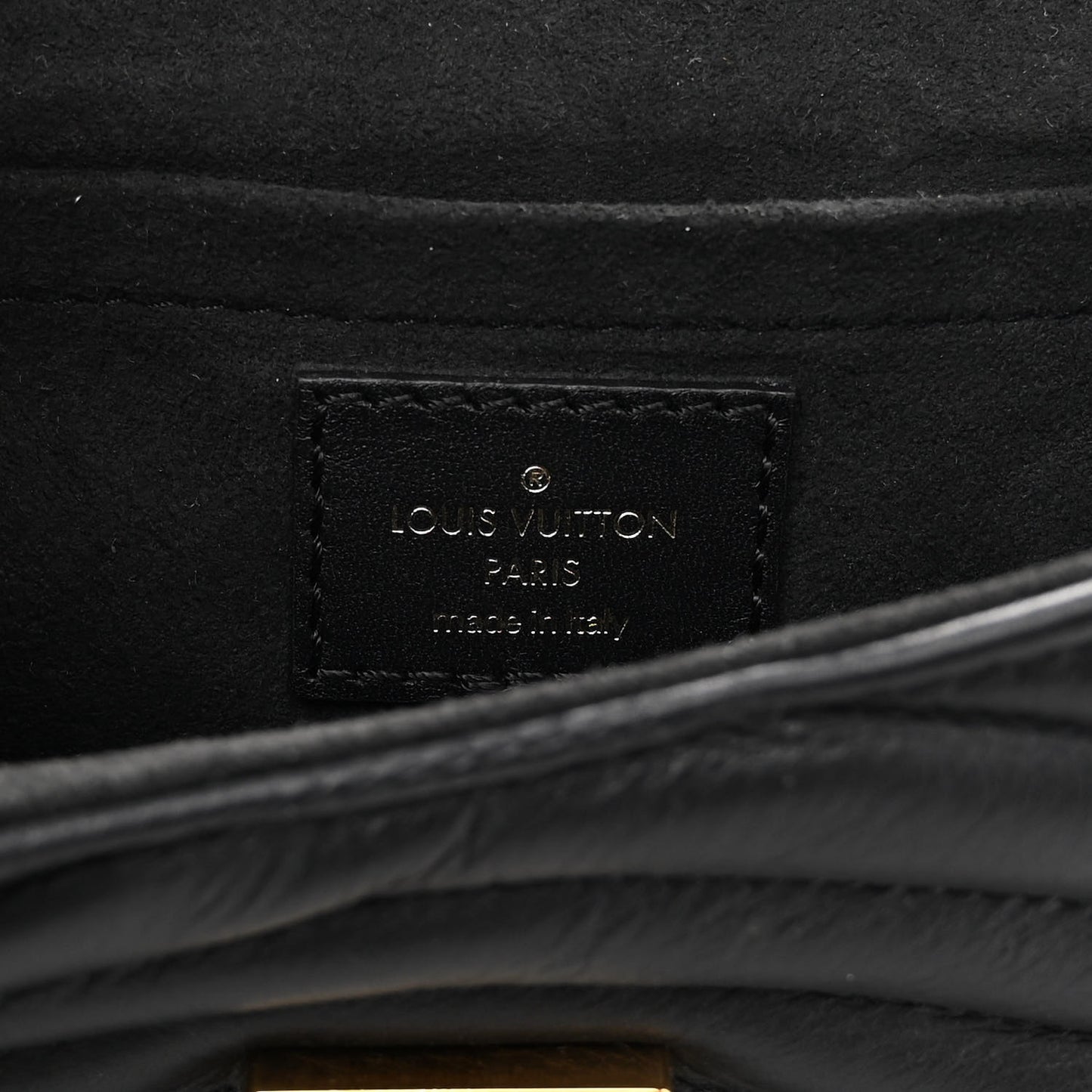 Calfskin New Wave Chain MM Black