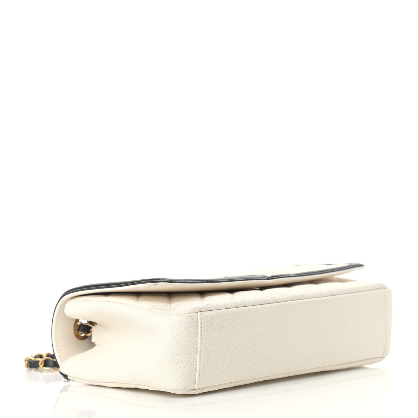 Caviar Quilted Medium CC Filigree Flap White Black
