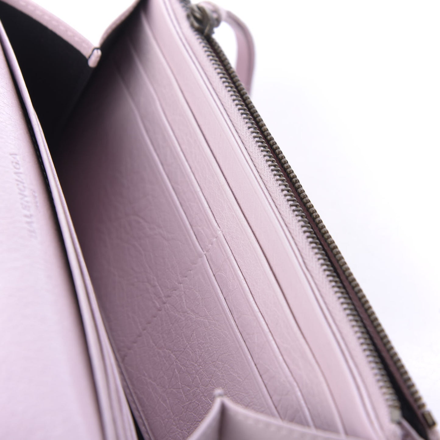 Agneau Classic Hardware Money Wallet Rose Poudre