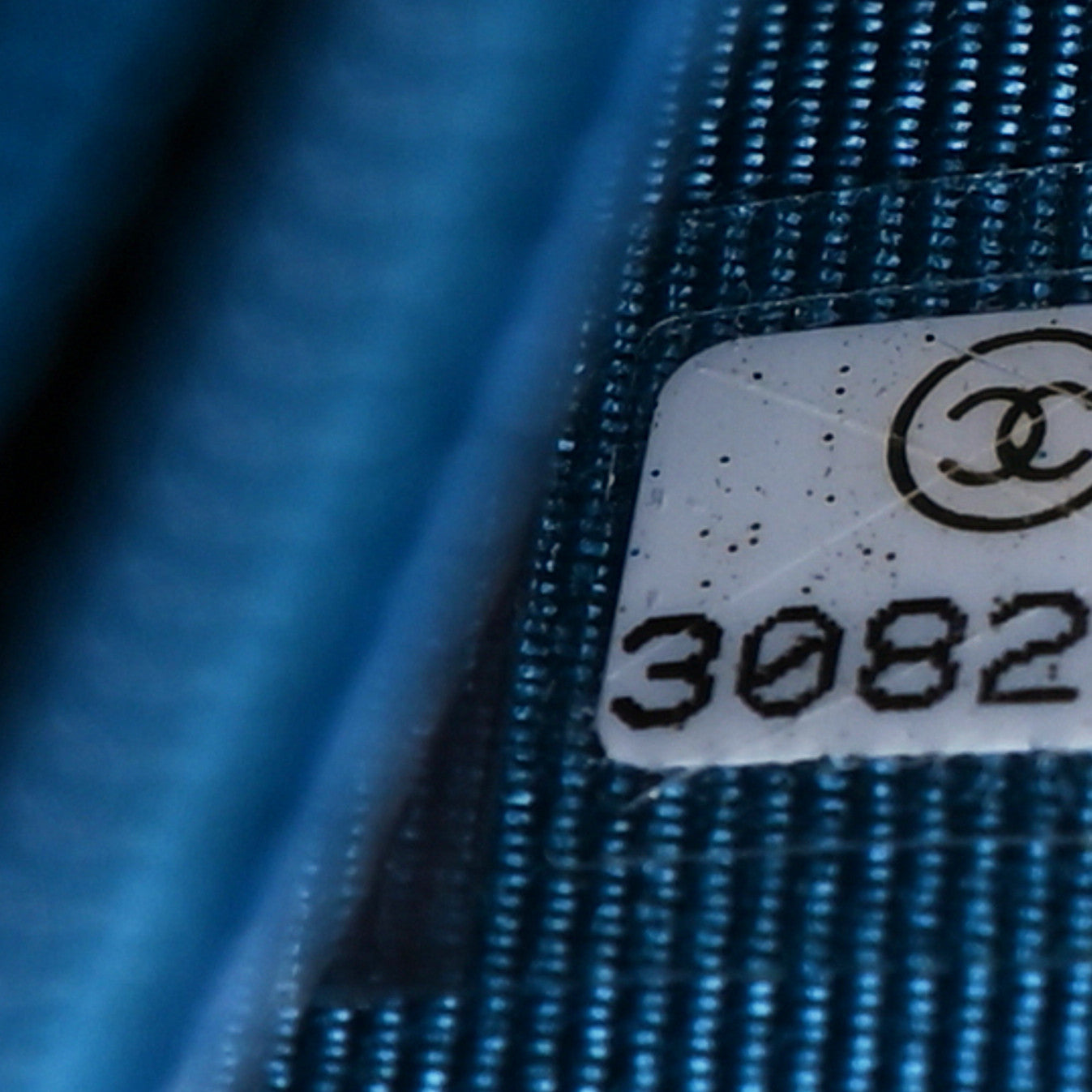 Caviar Quilted Wallet On Chain WOC Blue