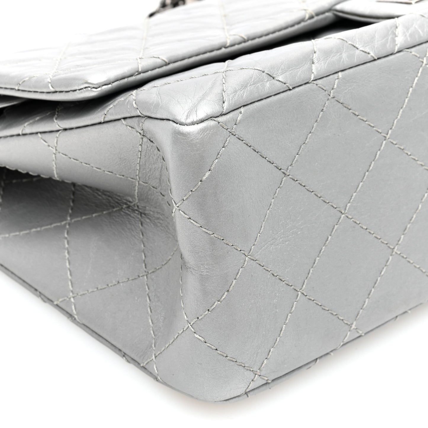 Metallic Aged Calfskin Quilted 2.55 Reissue 226 Flap Silver
