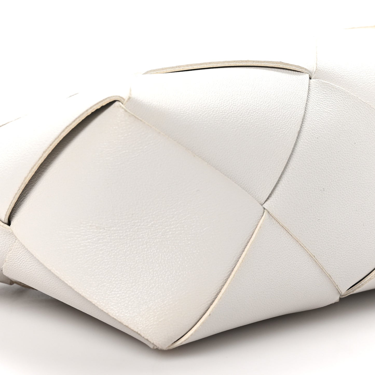 Nappa Maxi Intreccio Exploded Shoulder Bag Chalk