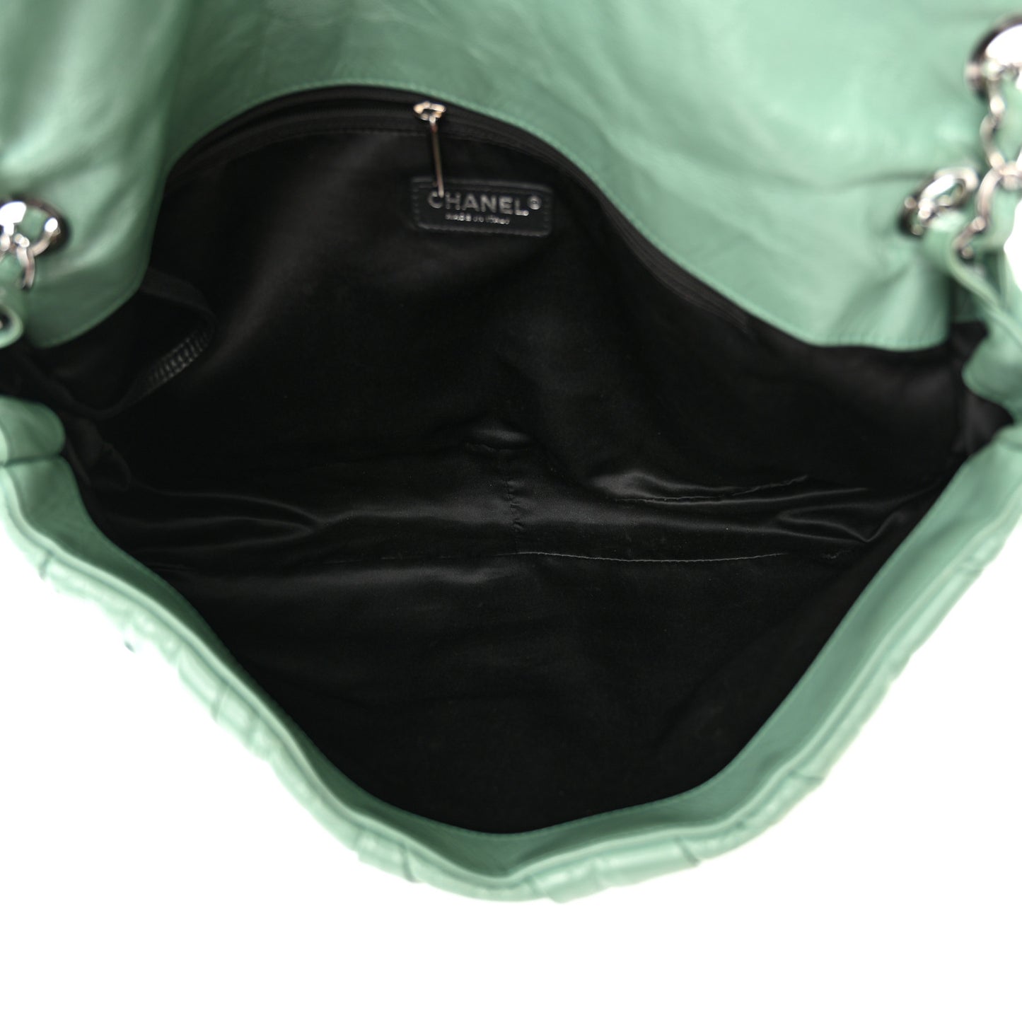 Glazed Calfskin Twisted Maxi Flap Green