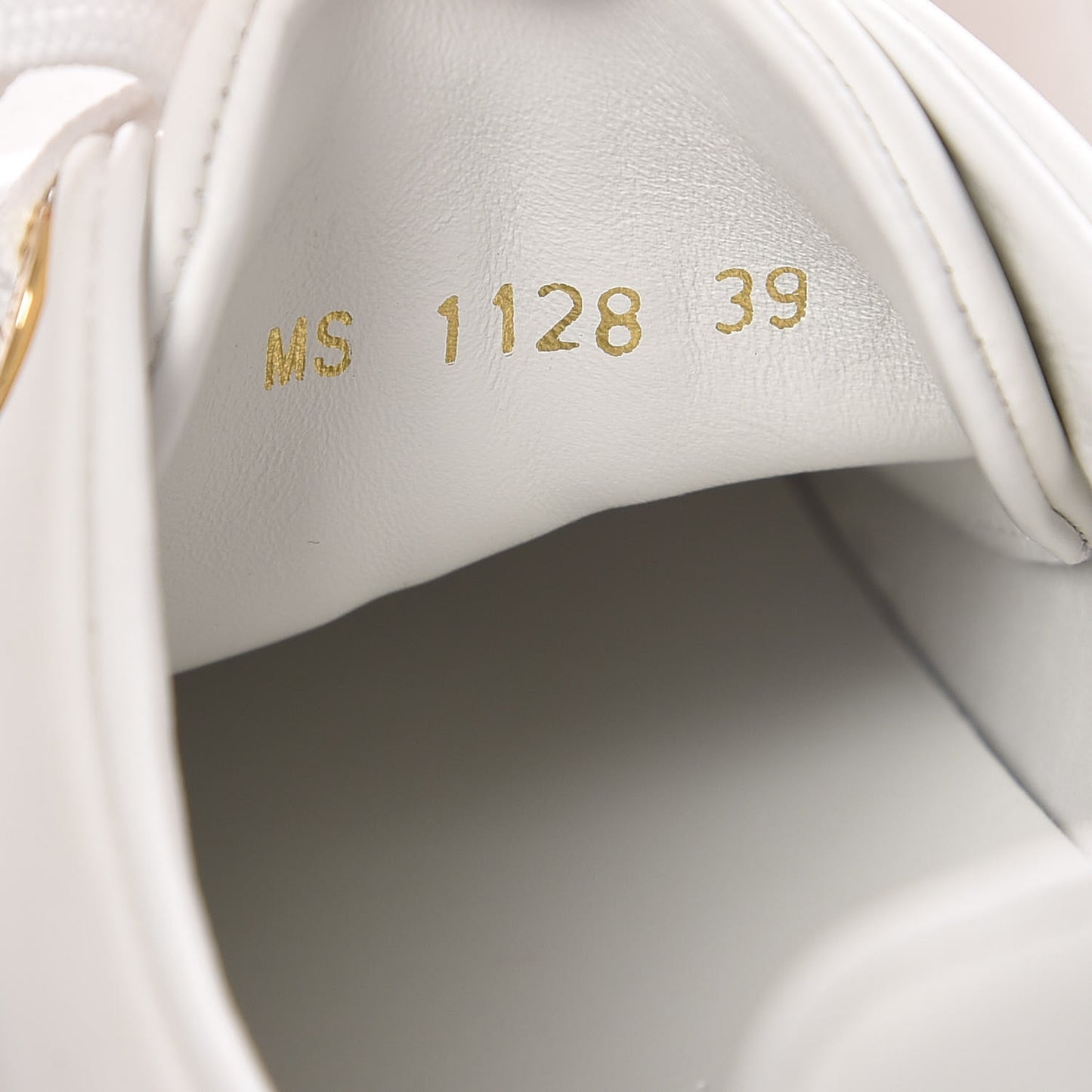 Calfskin Frontrow Sneakers 39 White