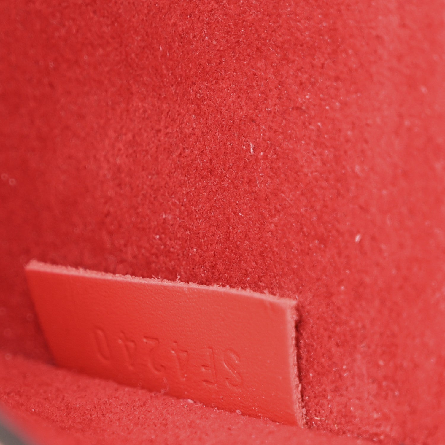 Louis Vuitton Monogram Woody Glasses Case Rouge 7 of 9