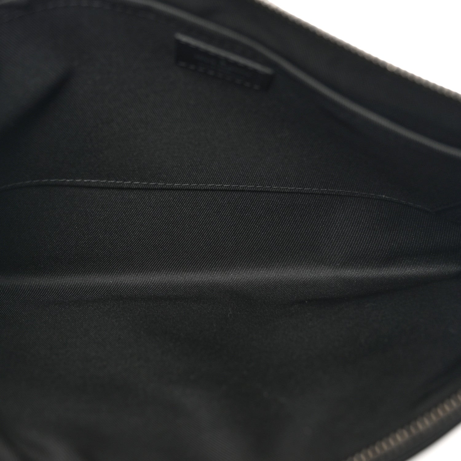 Louis Vuitton Monogram Eclipse Discovery Pochette GM 5 of 7