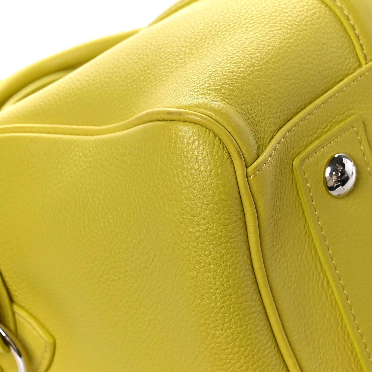 Veau Cachemire SC Bag PM Pistache