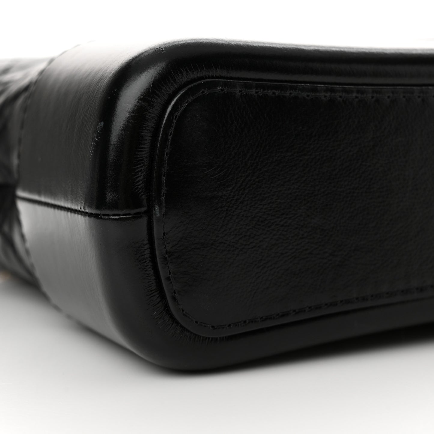 Aged Calfskin Quilted New Medium Gabrielle Hobo Black