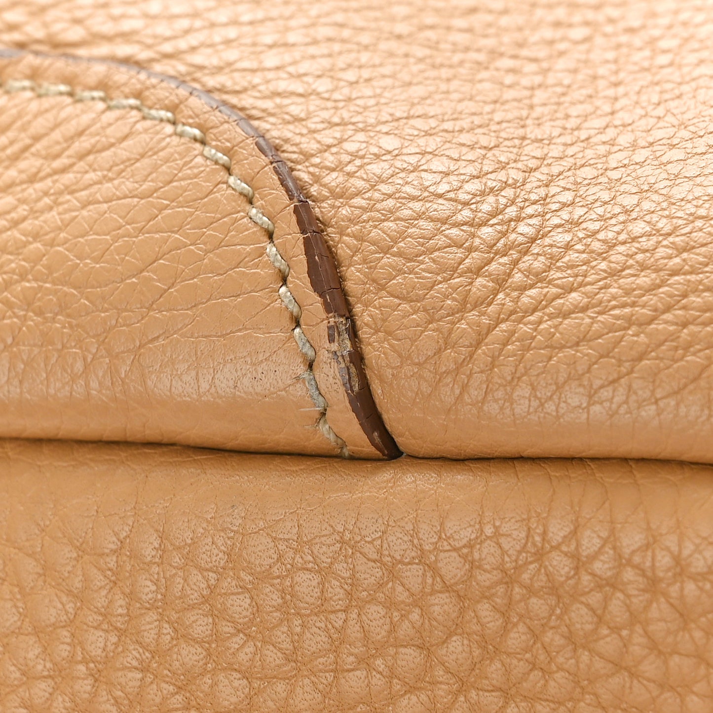 Vitello Daino Studded Hobo Sabbia