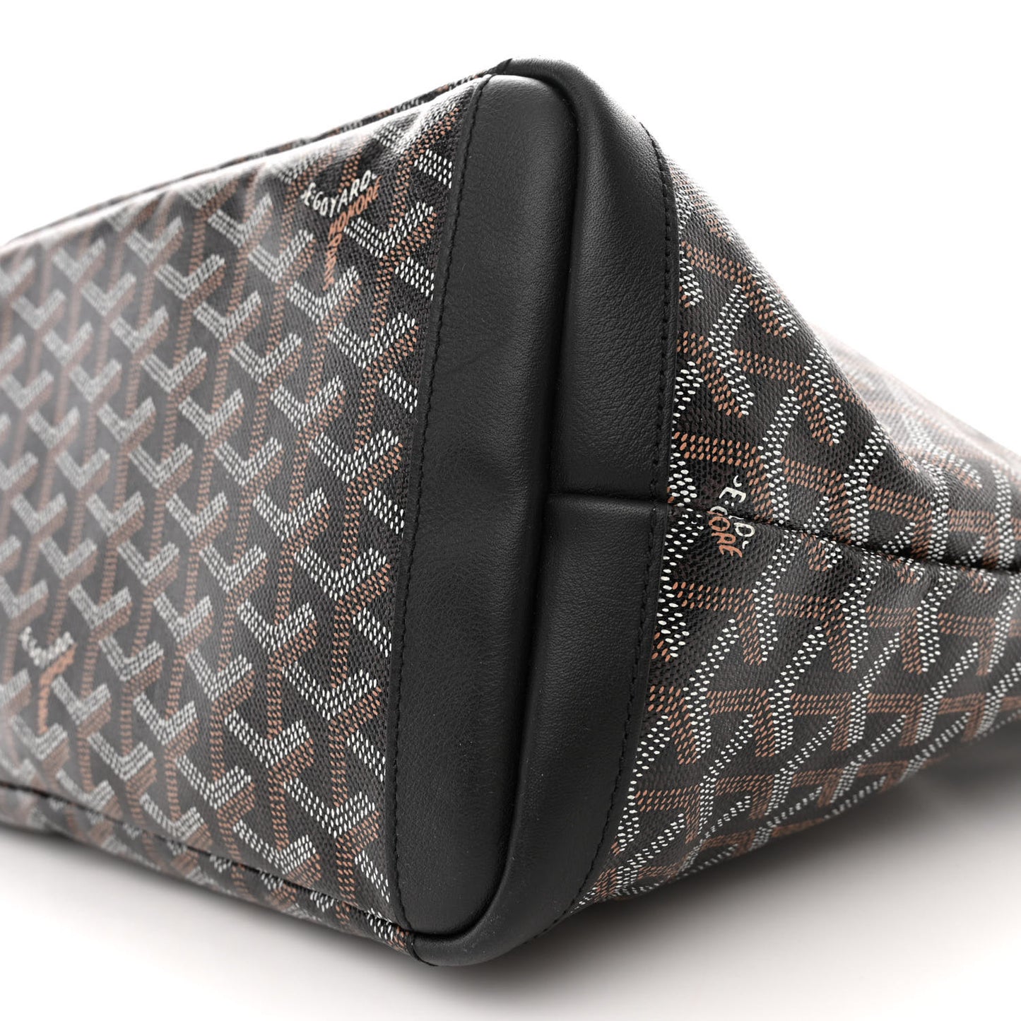 Goyardine Artois MM Black