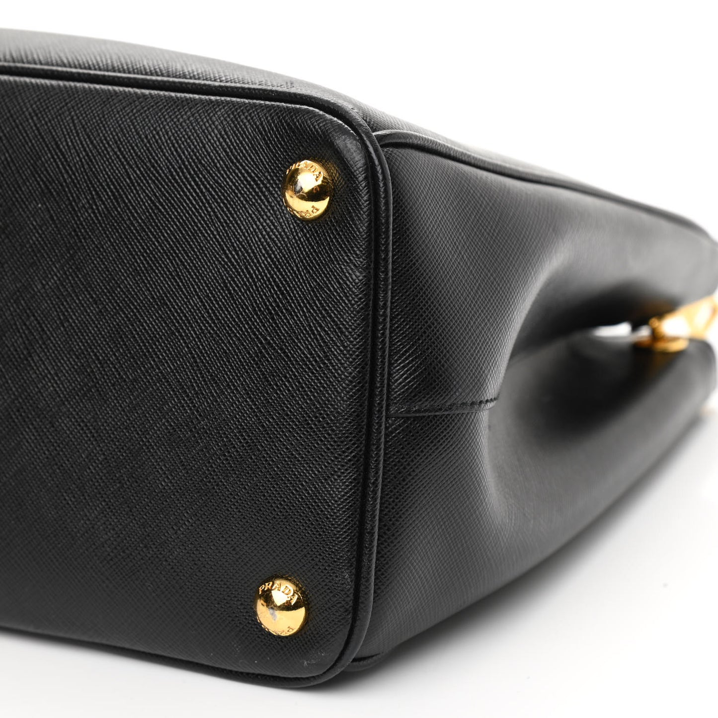 Saffiano Medium Galleria Double Zip Tote Black