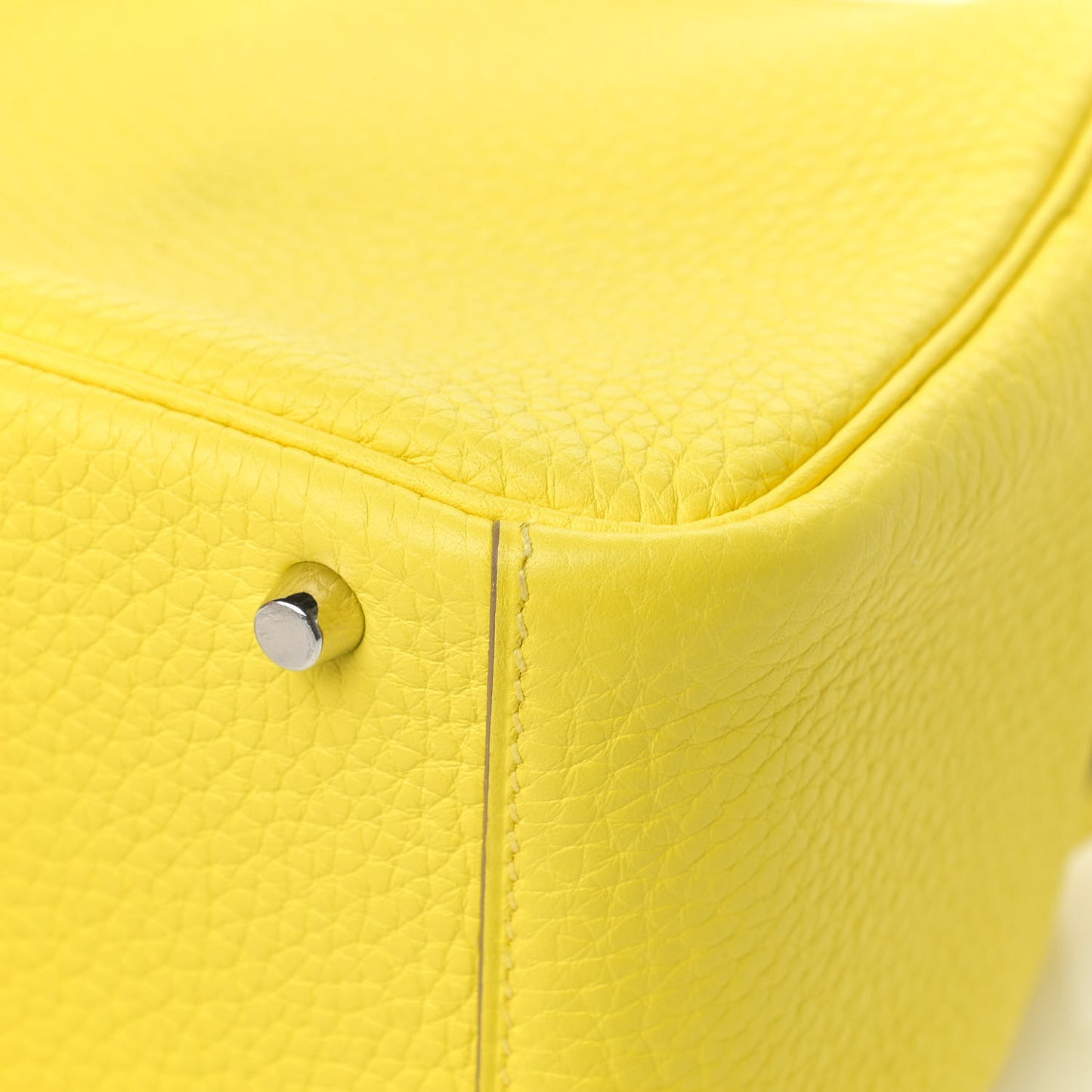 Taurillon Clemence Mini Lindy 20 Lime