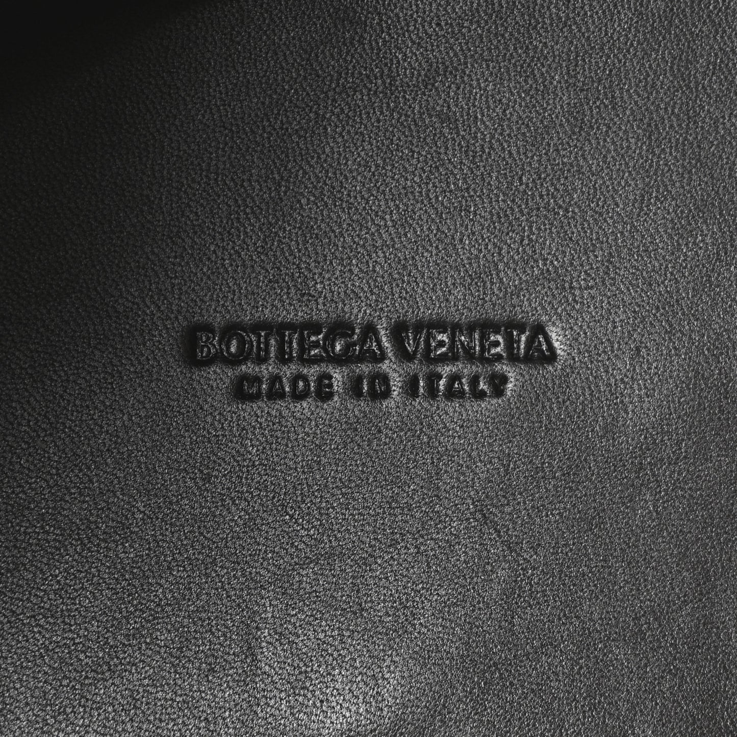 Nappa Intrecciato Medium Andiamo Shoulder Bag Fondant