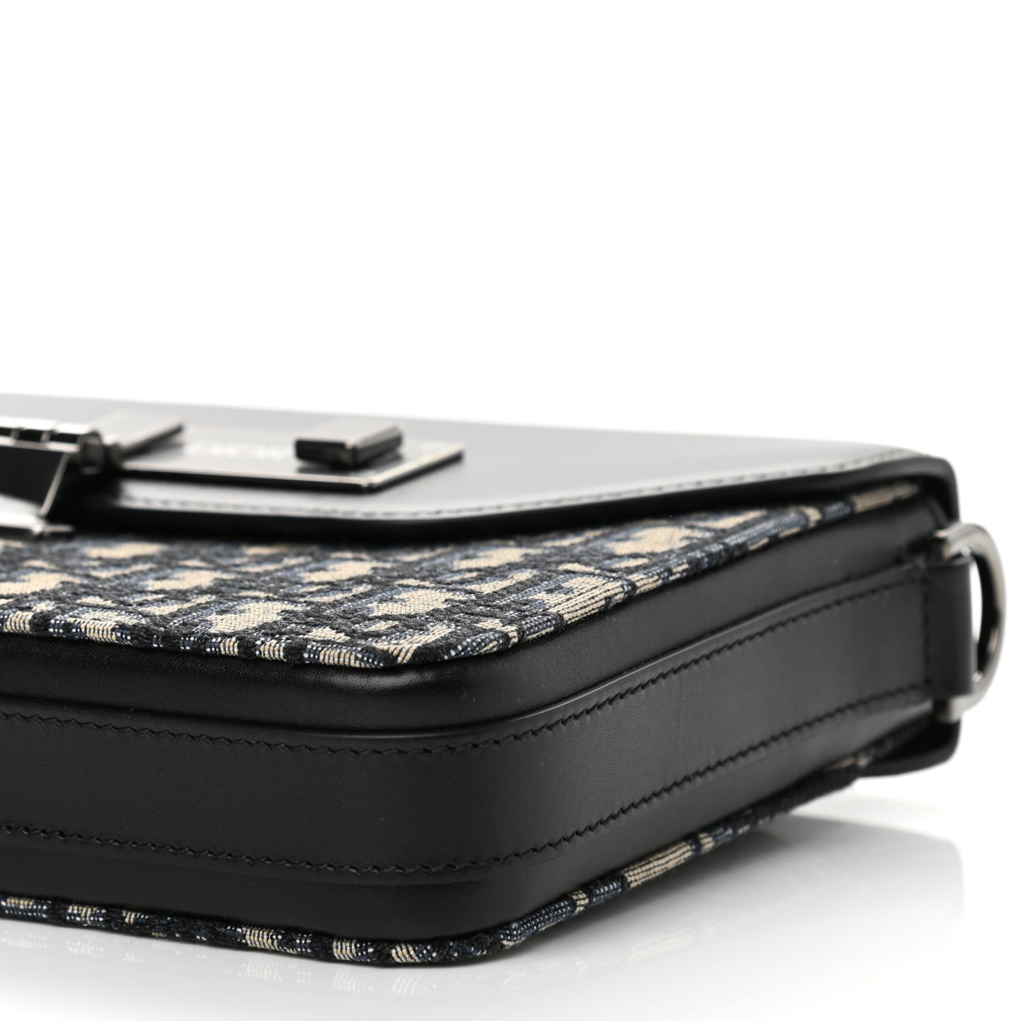 Oblique Smooth Calfskin Messenger Beige Black