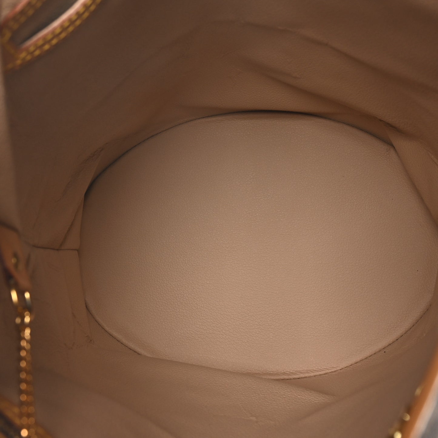 Monogram Bucket 27