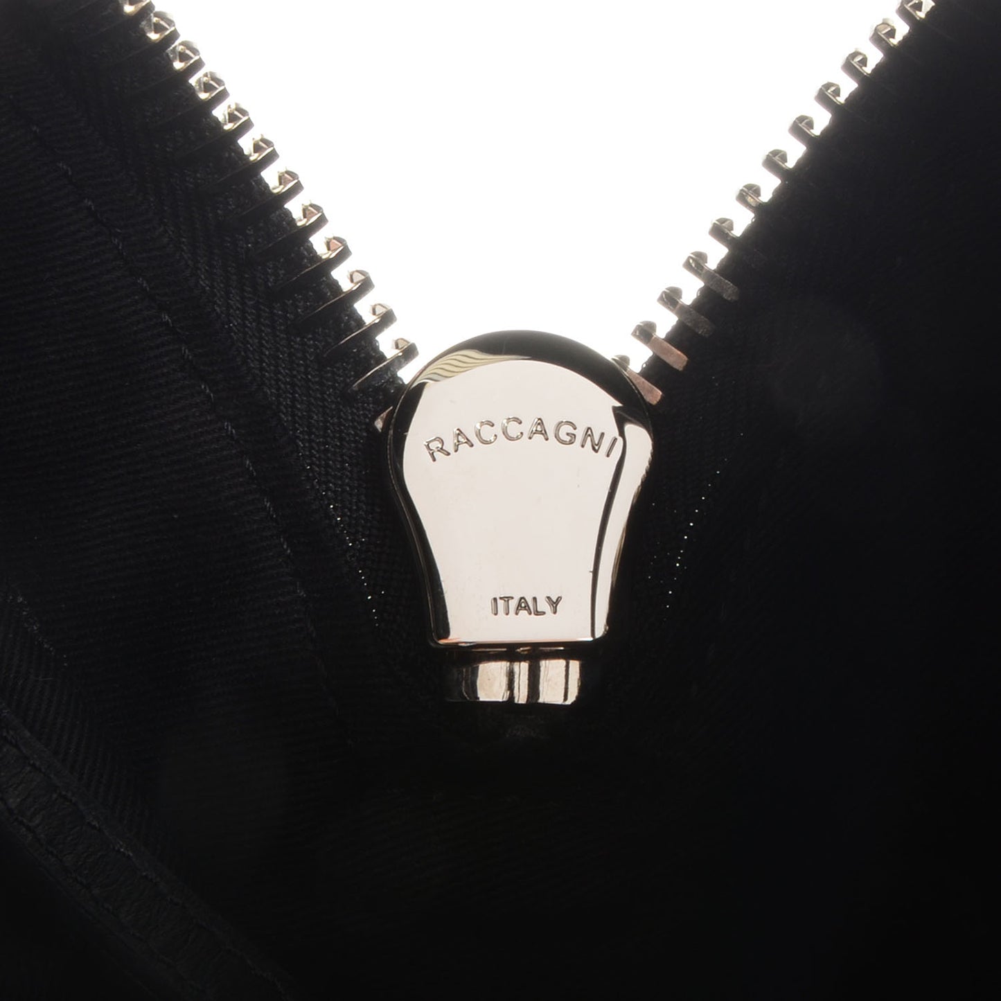 Calfskin 3D Stud Medium Antigona Black