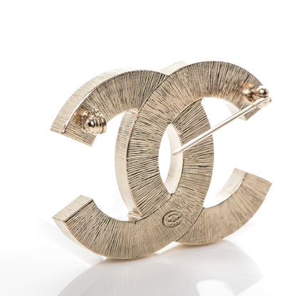 Chanel Metal Quilted CC Brooch Silver Gold 3 of 4