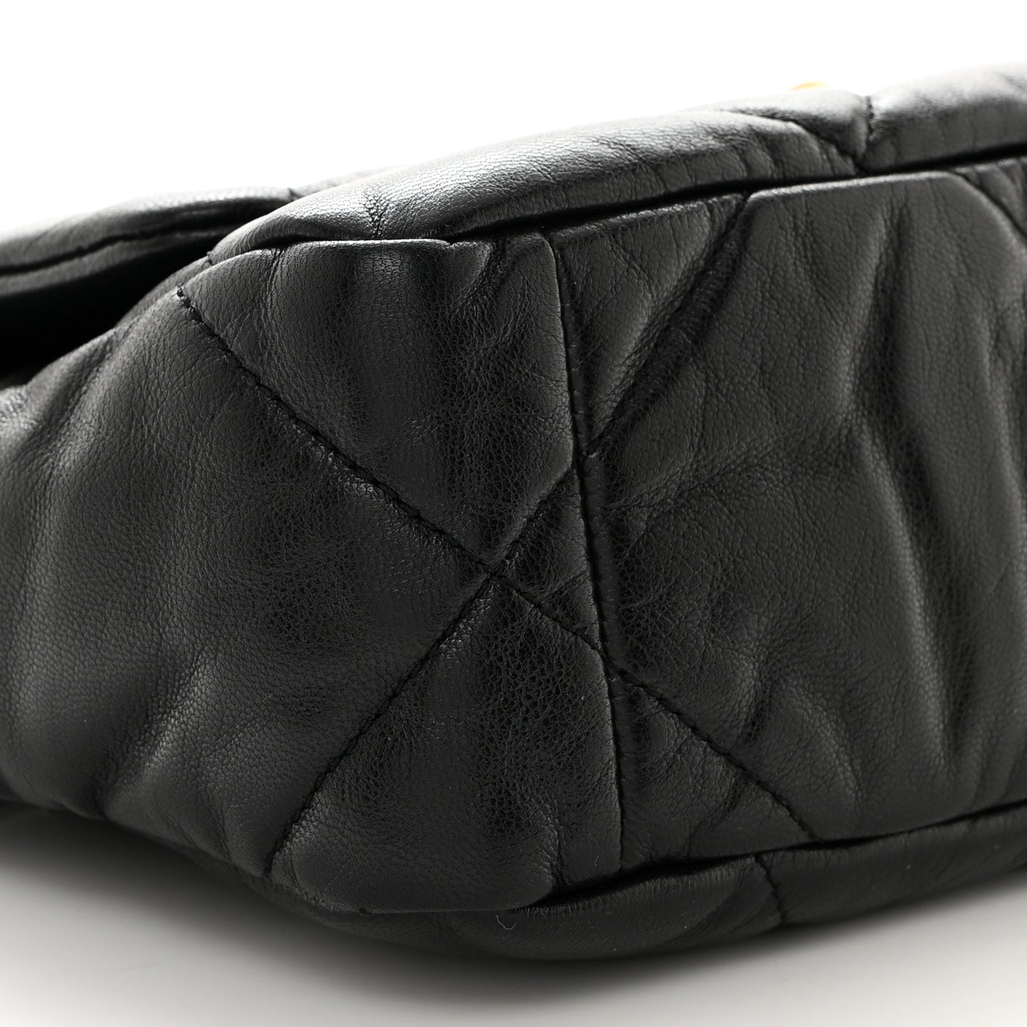 Shiny Goatskin Quilted Medium Chanel 19 Flap Black