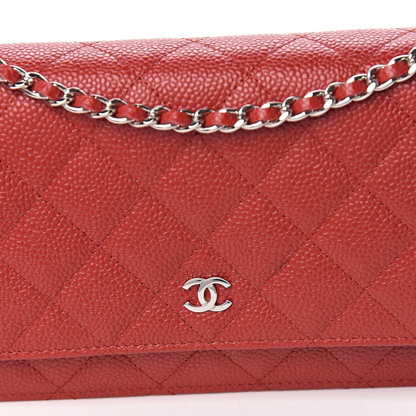 Caviar Quilted Wallet on Chain WOC Red