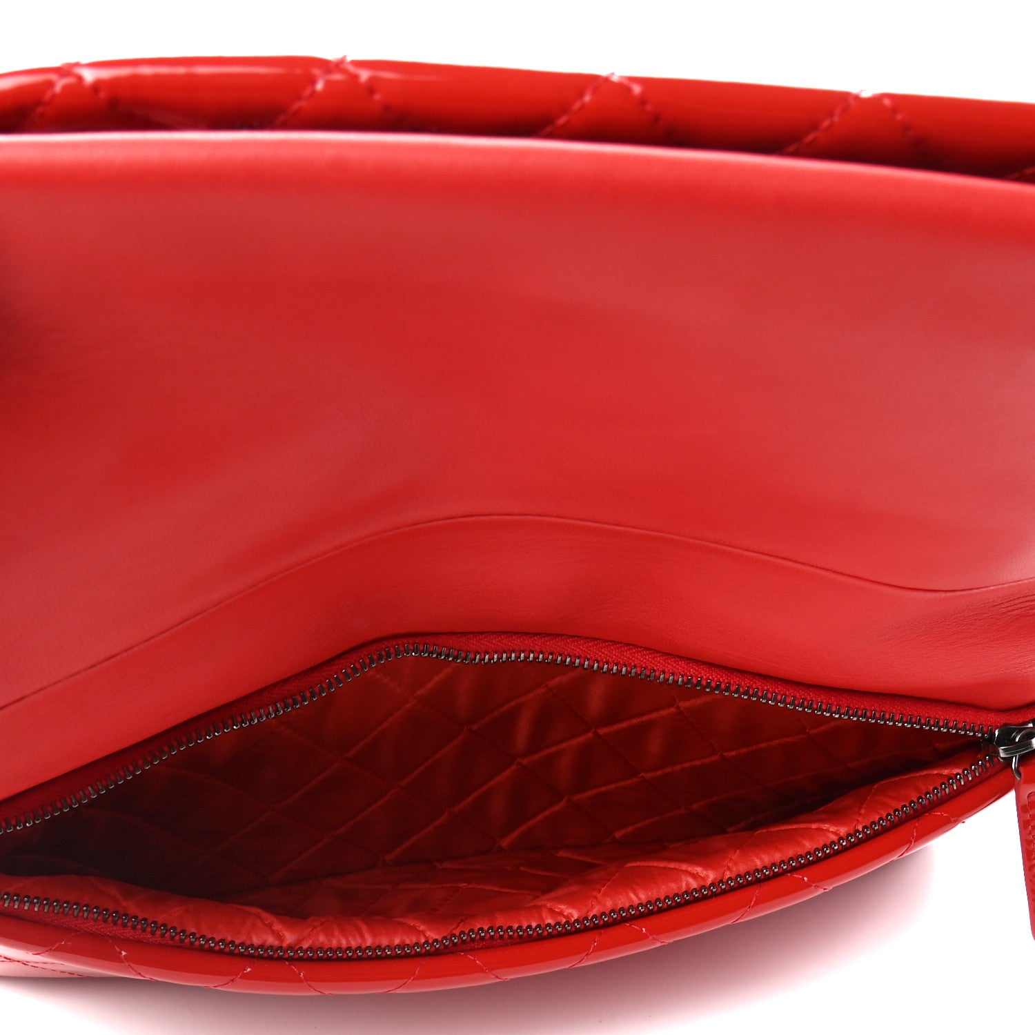Chanel Patent Calfskin Quilted Beauty CC Clutch Red 5 of 8